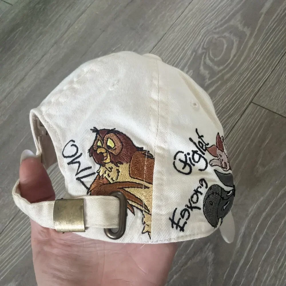 Vintage Walt Disney World Winnie Pooh + friends hat Sz YOUTH embroidered